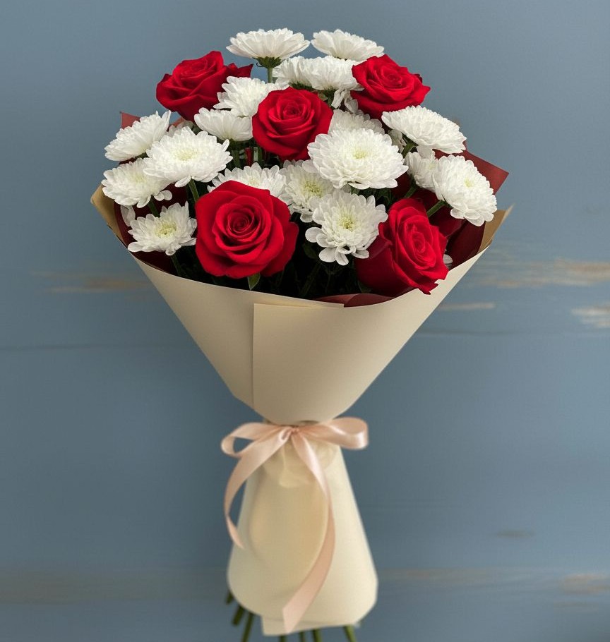 Букет цветов из: Розы и Хризантемы в Лакинске