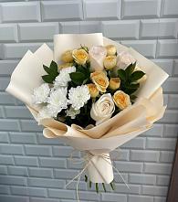 Букет цветов из:  Розы и Хризантемы в Лакинске