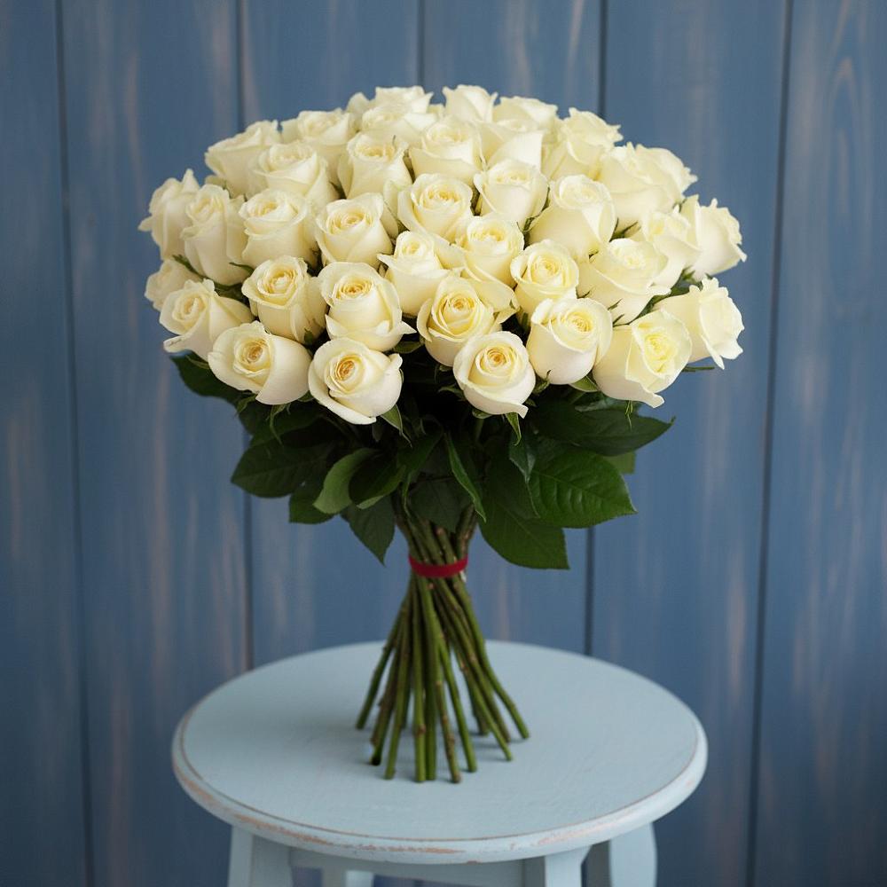 Букет 51 Белая роза Эдлесс Лав в Лакинске