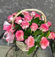 Цветочная композиция из Розы в корзине #REPLACE_PRED# Лакинске