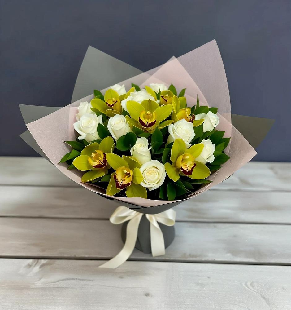 Букет цветов из: Орхидеи и Розы в Лакинске