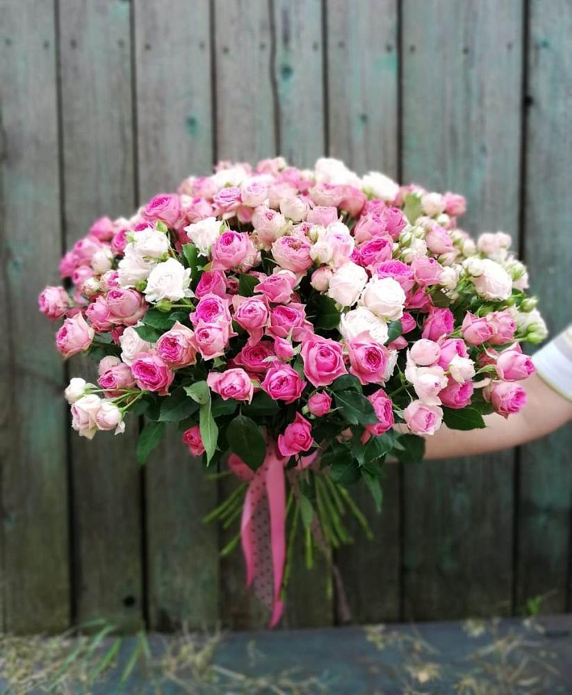 Букет Розовые кустовые розы Натали и Лав Лидия в Лакинске