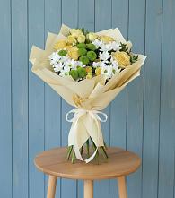 Букет цветов из:  Хризантемы и Розы #REPLACE_PRED# Лакинске