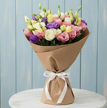 Букет цветов из:  Лизиантусы в Лакинске